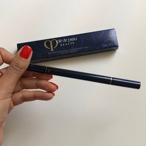 NEW! Clé De Peau Liquid Eyeliner (black)
